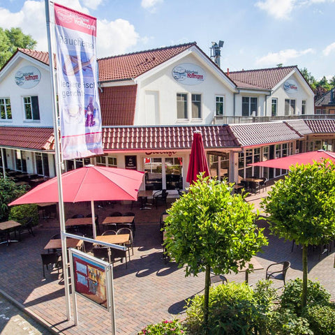 Außenansicht von Aal Hoffmann am Dümmer-See.