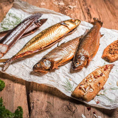 Räucherfisch Auswahl von der Räucherei Hoffmann am Dümmer-See. Perfekt abgestimmt auf ein Räucherfischessen mit 4 Personen.