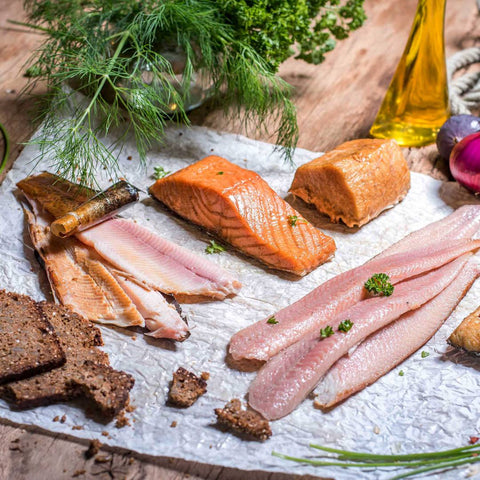 Geschenkkorb für Feinschmecker mit frischen Räucherfisch aus der Räucherei Hoffmann am Dümmer-See