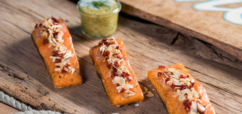 Lachs geräuchert von der Räucherei Hoffmann am Dümmer-See.