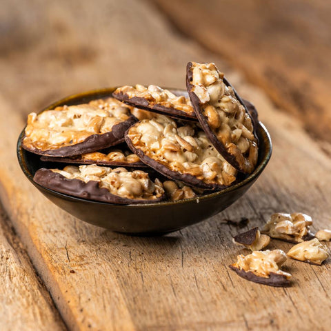 Mandelknacker mit Zartbitterschokolade