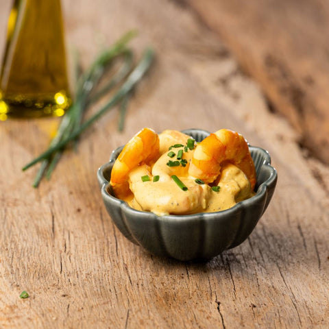 leckerer Salat mit Garnelen